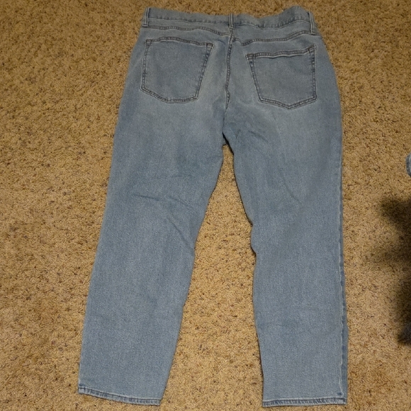 Old Navy Light Blue Athletic Taper Jeans - Picture 5 of 5